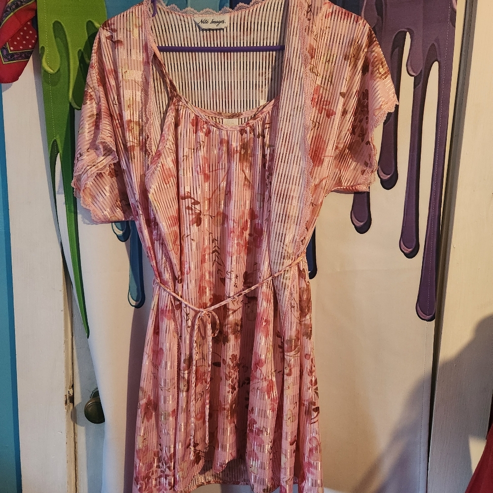 Medium, Nite Images, 2 Piece Nightgown And Matching Robe